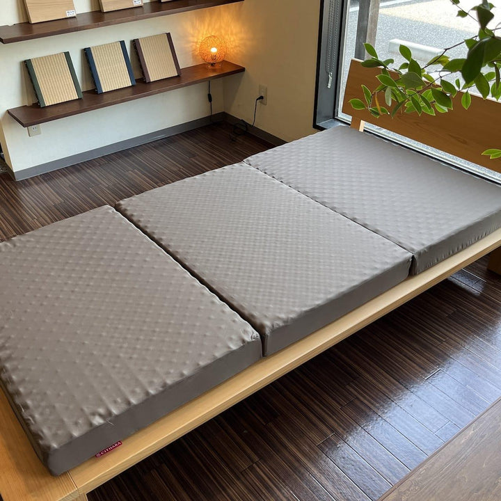 高反発マットレス(三つ折り) - 睡眠屋