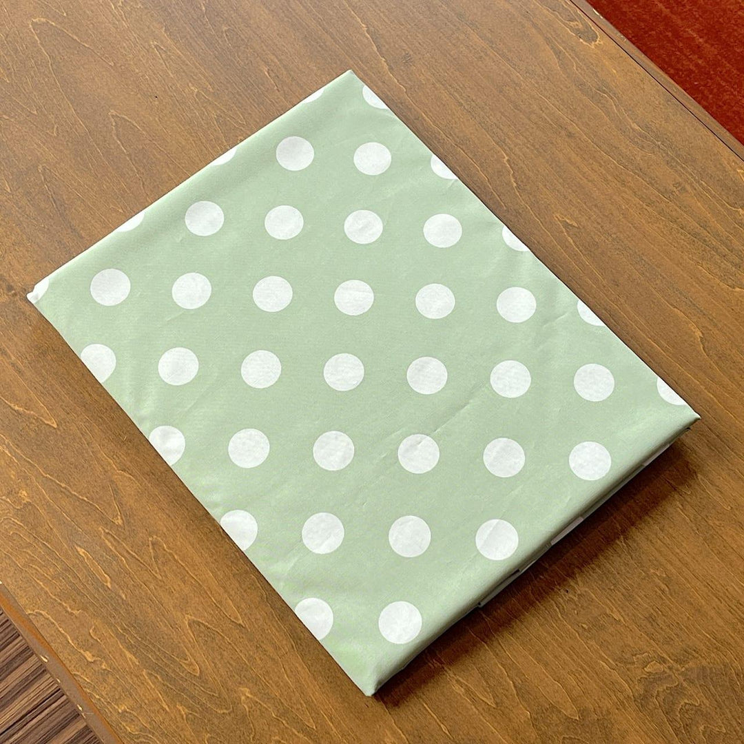 お昼寝敷カバー水玉の全体