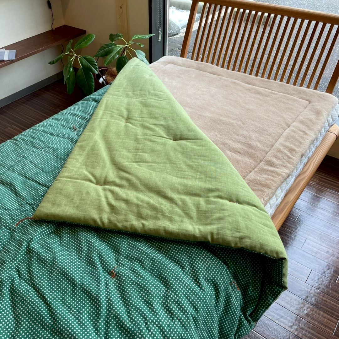 【納品事例】むら糸木綿地の肌掛け布団へ打ち直し - 睡眠屋