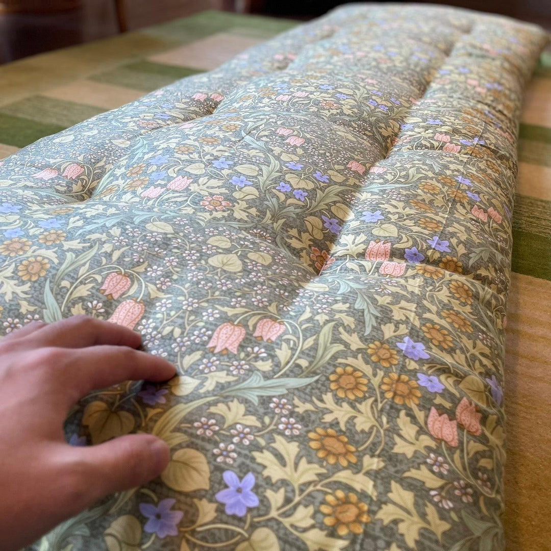 【納品事例】思い出の掛布団は、打ち直しで長座布団へ - 睡眠屋