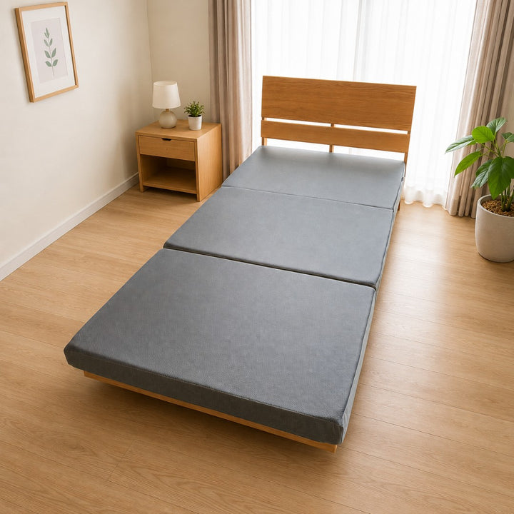 High resilience mattress (tri-fold)