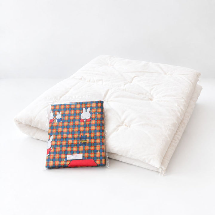 Smooth 100% cotton mattress pad