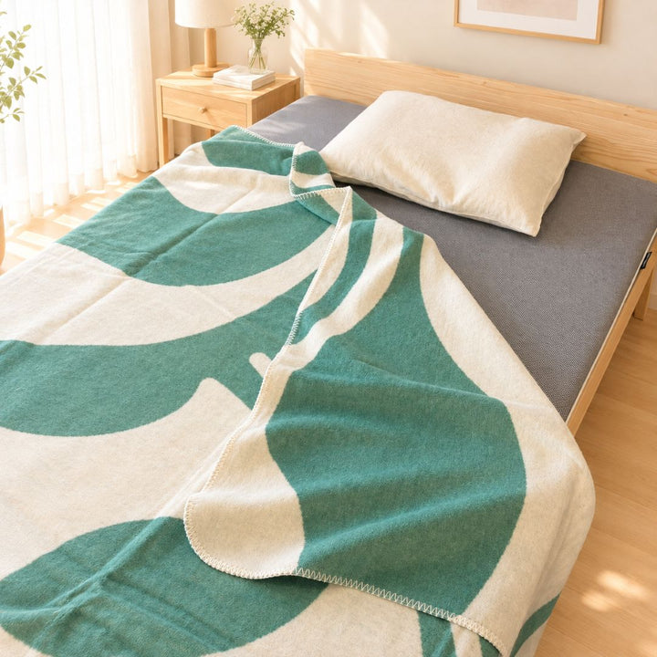 暮らしを彩る あったか毛布 リーフ - 睡眠屋