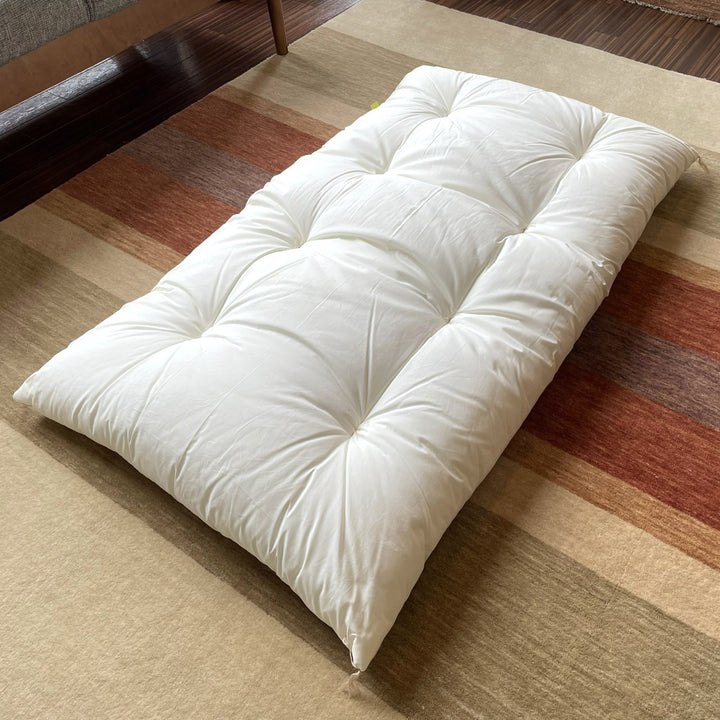 【試作品】保育園用　敷布団　無地（70×130㎝・防ダニポリエステル綿） - 睡眠屋