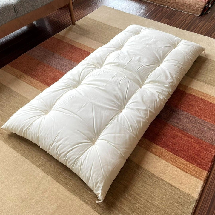 【試作品】保育園用　敷布団　無地（70×140㎝・防ダニポリエステル綿） - 睡眠屋