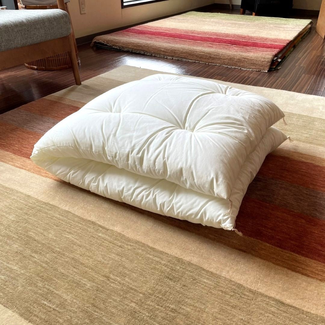 【試作品】保育園用　敷布団　無地（70×140㎝・防ダニポリエステル綿） - 睡眠屋