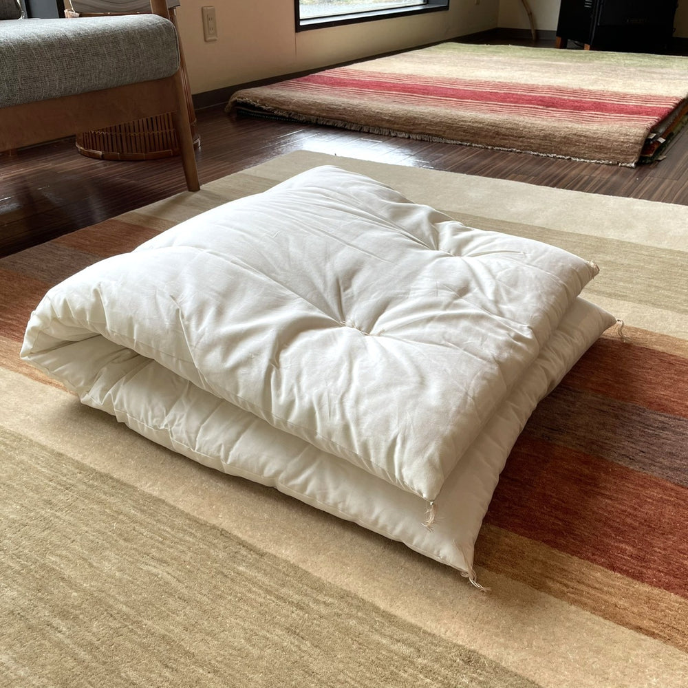 【試作品】保育園用　敷布団　無地（60×130㎝・リサイクルコットン・増量タイプ） - 睡眠屋